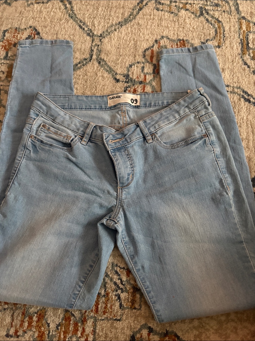 Garage Light Wash Women’s Skinny Jeans